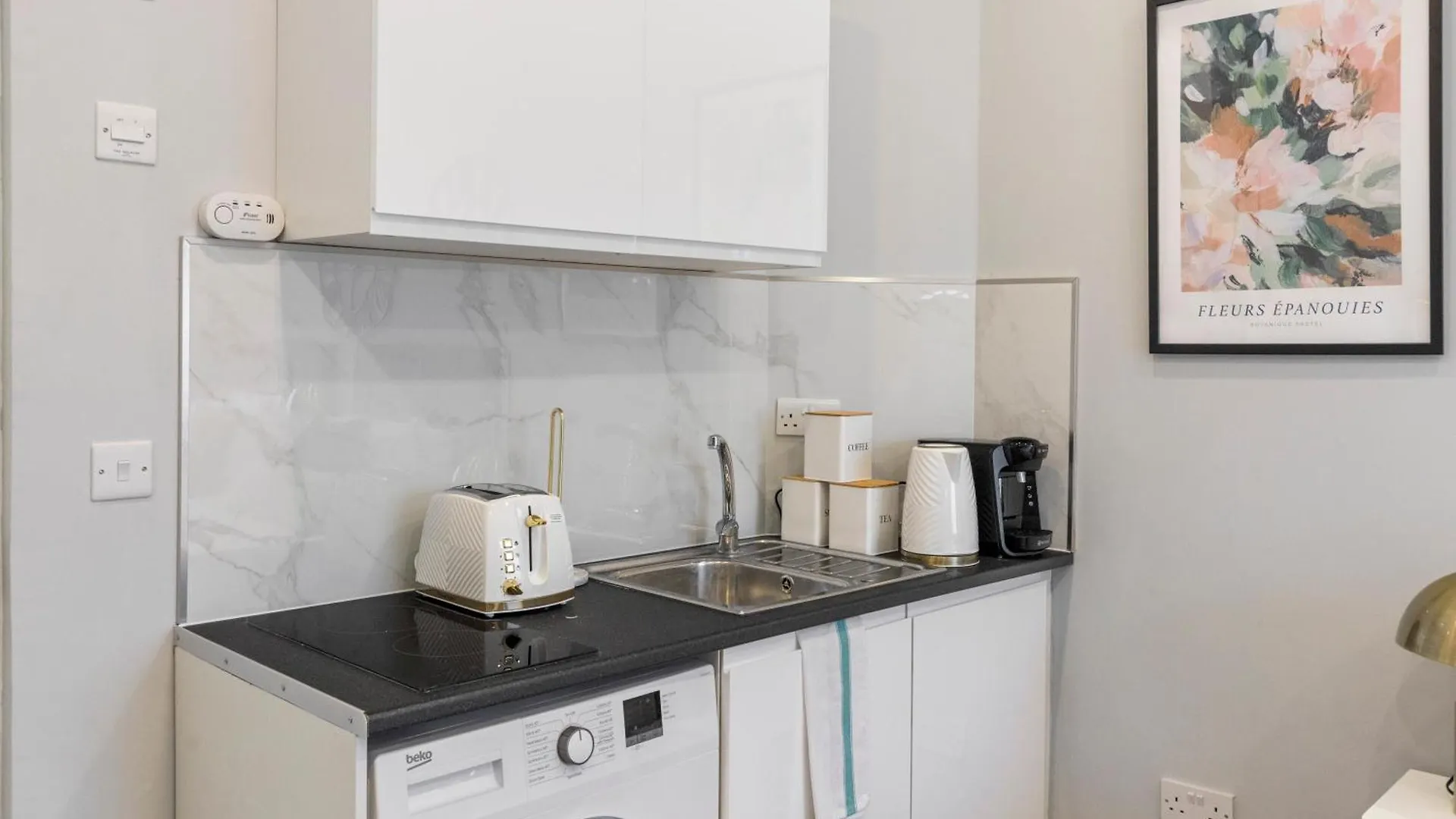Trendy Twin Studio Modern Comfort For 2! Apartman London 0*,  Egyesült Királyság